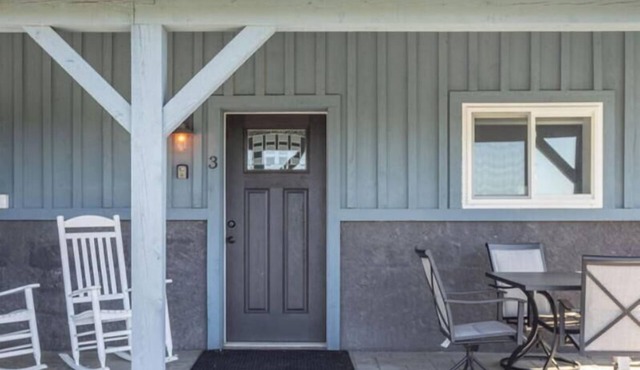 Raven Feather Retreat : Unit 3