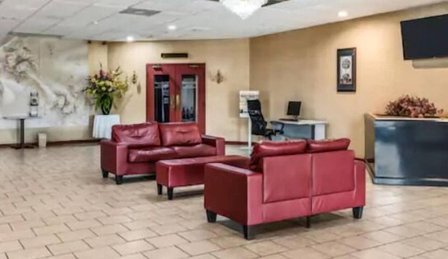 Red Carpet Inn Hazleton
