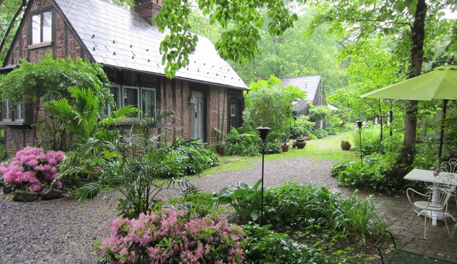 Romantic Herringbone Cottage - In Our Little English Village