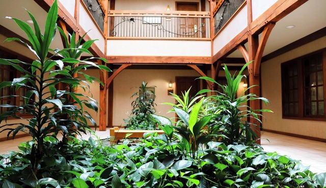 Sauder Village Heritage Inn