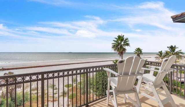 Seaclusion Beach Townhome