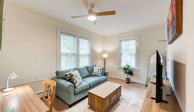 Serene Quiet 1BR in Teaneck/13MI to NYC/Laundry/King Bed/Ideal for Extended stay