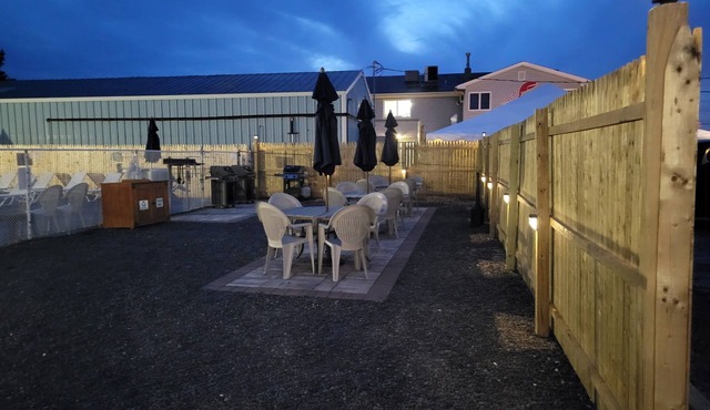 Shore Point Motel