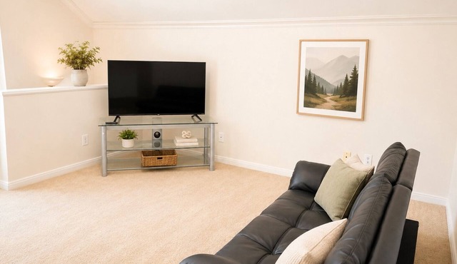 Sleeps 10 comfortably additional sleep space up to 4 temporary beds per request.