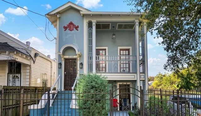 Spacious 4BR Retreat · Comfort & Style Unit 2