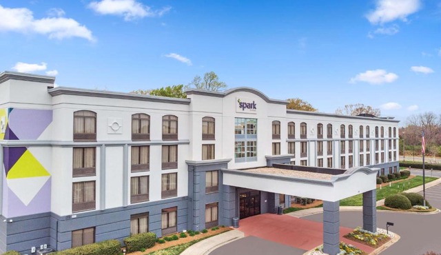 Spark By Hilton Charlotte Tyvola I-77