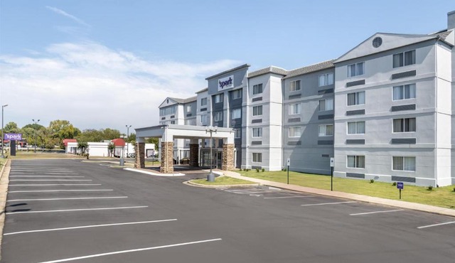 Spark By Hilton Kannapolis
