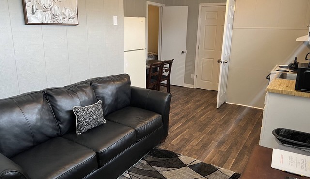 Spurrier Unit 10 Cozy 1 Bedroom 1 Bath Pets Welcome