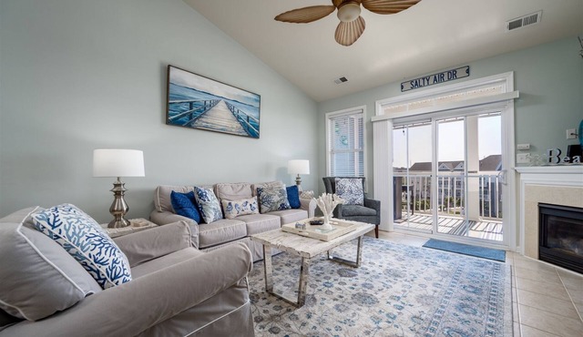 Tastefully decorated for a relaxing vacation! Waterfront, FREE Linen/Towel pkg