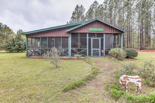 Tranquil Fairmont Studio w/Patios - Pets Welcome!