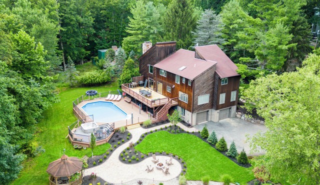 Upper Saddle River Resort w Pool, Hot Tub & Lake