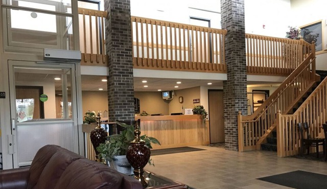 Vacation Starts Here! Free Parking, Pets Allowed, Near Thorp Aquatic Center