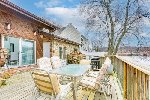 Waterfront Lake Hopatcong Home w/Boat Dock!