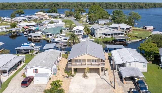 Waterfront, Private Boat Dock, Paddle board, Near Springs