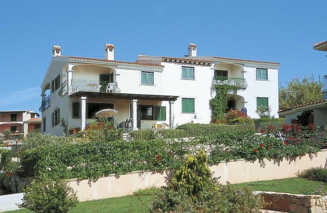 Apartment Borgo Le Logge trilo (BUD111) in Budoni - 6 persons, 2 bedrooms