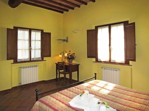Apartment La Grotta dell'Eremita in Gambassi Terme - 4 persons, 1 bedrooms
