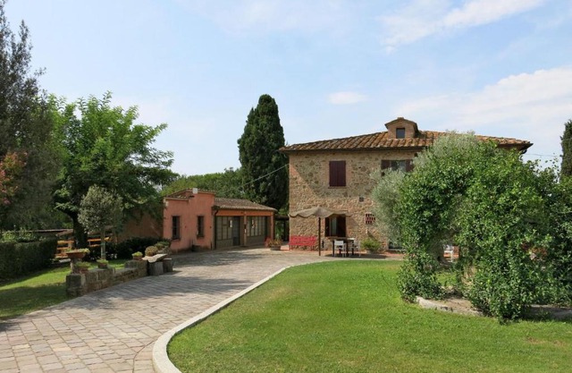 Apartment Le Palaie - by Interhome