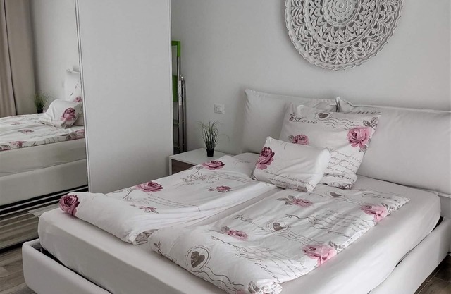 Holiday apartment Arzachena for 1 - 4 persons with 2 bedrooms - Holiday apartment in one or multi-fa