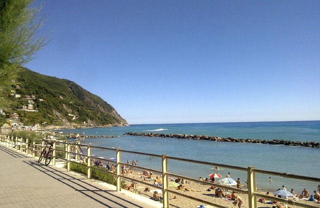 Holiday apartment Moneglia for 1 - 5 persons with 2 bedrooms - Holiday apartment