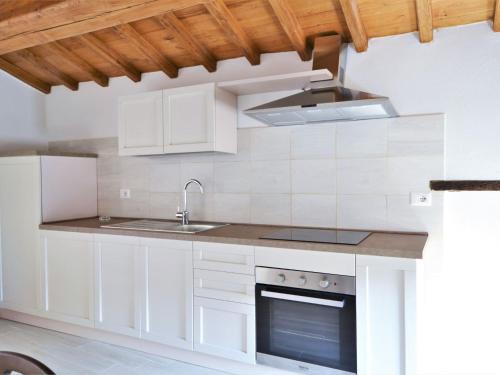 Holiday home in Fornovolasco in a quiet location