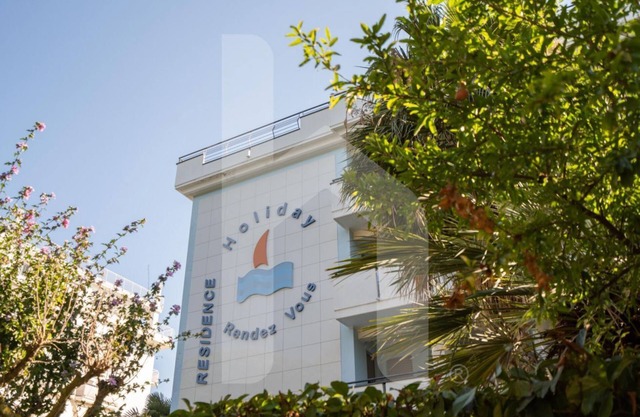 Holiday Rendez Vous 36 - Second floor apartment with side sea view