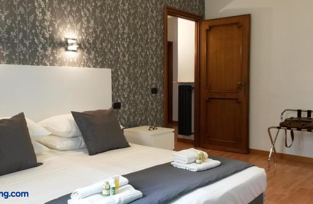 LCH-Lateran Charming House