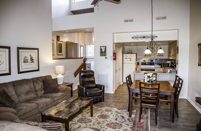 🌄Resort Vacations at Fairfield Glade TN Beautiful Golf Villa with 4 Queen Beds!
