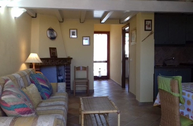 Sardinia Funtana Meiga, 300 meters from the sea !!