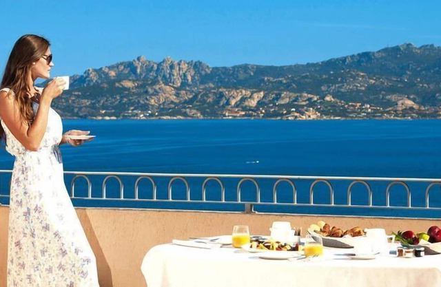 Holiday  Il Mirto Palau 