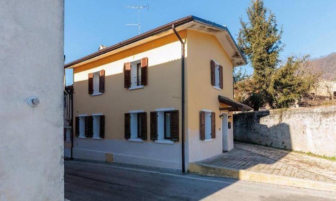 Solighetto House | 100 m² House ∙ 3 bedrooms ∙ 6 guests