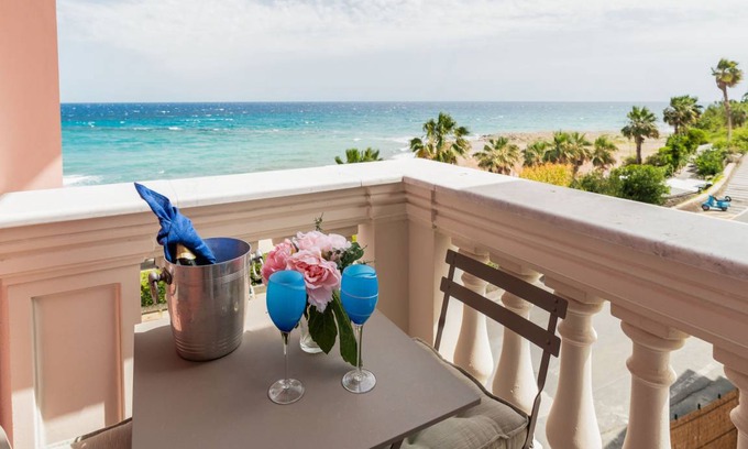 Bussana Villa | 100 m² Villa ∙ 1 bedroom ∙ 4 guests