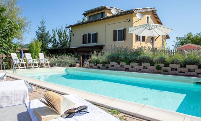 San Ginesio Apartment | 105 m² Apartment ∙ 3 bedrooms ∙ 6 guests