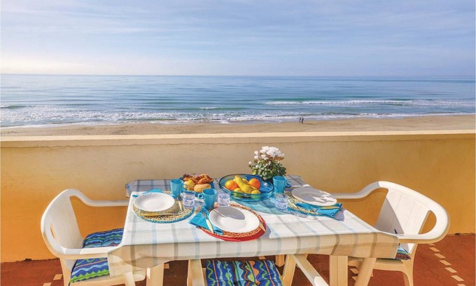 Torvaianica Apartment | 110 m² Apartment ∙ 3 bedrooms ∙ 6 guests