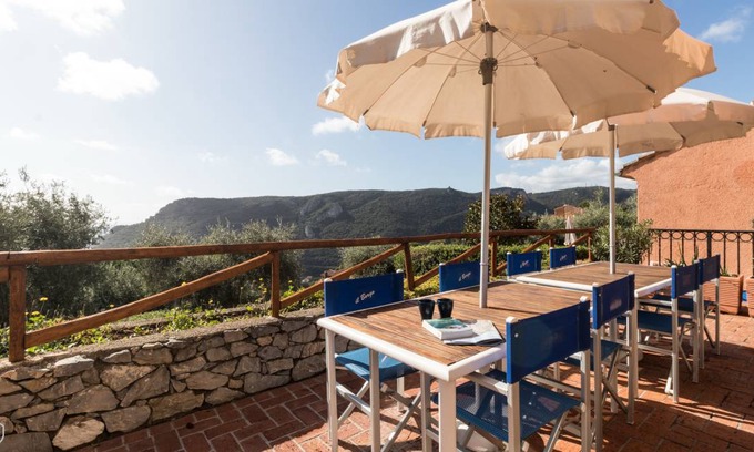 Finale Ligure Apartment | 120 m² Apartment ∙ 4 bedrooms ∙ 11 guests