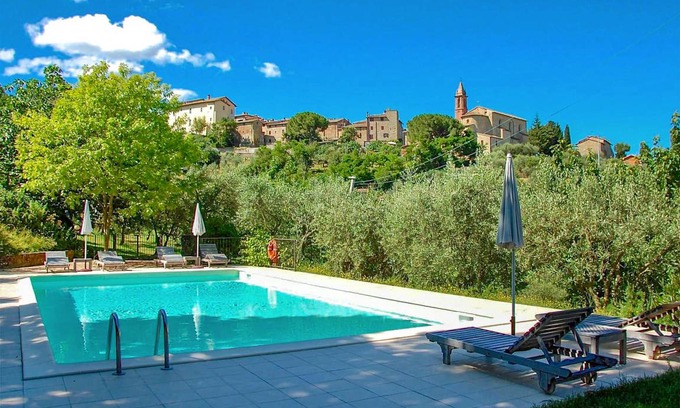 Paciano Apartment | 120 m² Apartment ∙ 4 bedrooms ∙ 8 guests