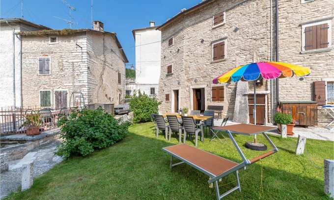 Sant'Anna d'Alfaedo House | 120 m² House ∙ 2 bedrooms ∙ 8 guests