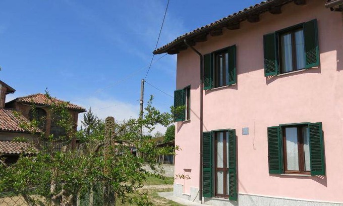 Cortiglione House | 120 m² House ∙ 3 bedrooms ∙ 5 guests