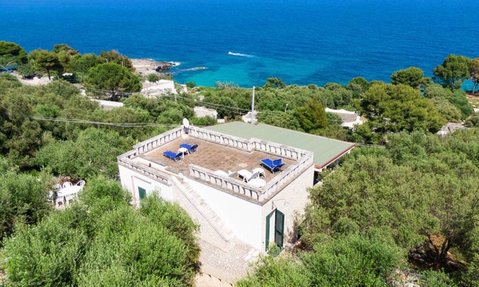 Marina di Andrano Villa | 120 m² Villa ∙ 4 bedrooms ∙ 11 guests