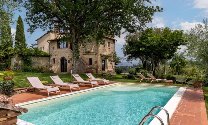 San Gimignano Villa | 120 m² Villa ∙ 4 bedrooms ∙ 8 guests