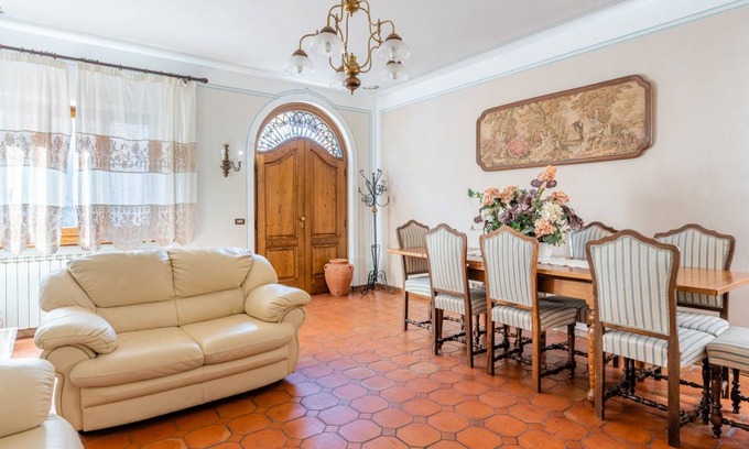 Molazzana House | 130 m² House ∙ 3 bedrooms ∙ 10 guests