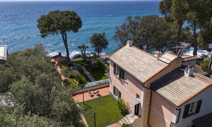 Recco Villa | 137 m² Villa ∙ 4 bedrooms ∙ 6 guests