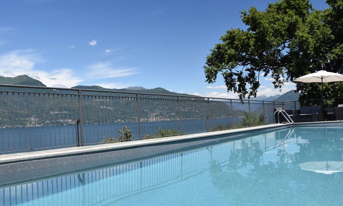 Porto Valtravaglia House | 140 m² House ∙ 3 bedrooms ∙ 9 guests