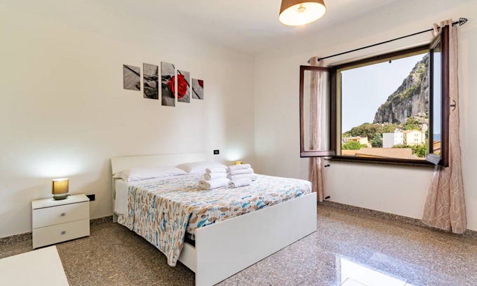 Ulassai Apartment | 150 m² Apartment ∙ 3 bedrooms ∙ 6 guests