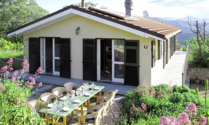 Dolcedo Apartment | 150 m² Apartment ∙ 4 bedrooms ∙ 8 guests