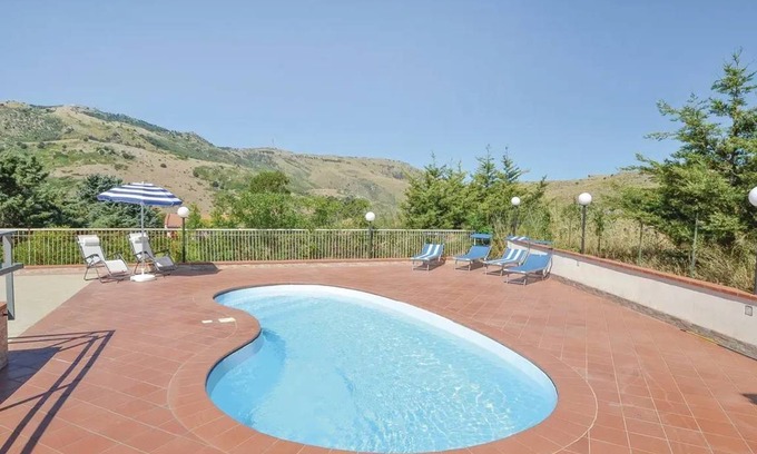 Monreale Villa | 150 m² Villa ∙ 5 bedrooms ∙ 10 guests