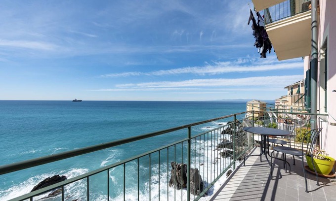 Nervi Apartment | 156 m² Apartment ∙ 2 bedrooms ∙ 4 guests