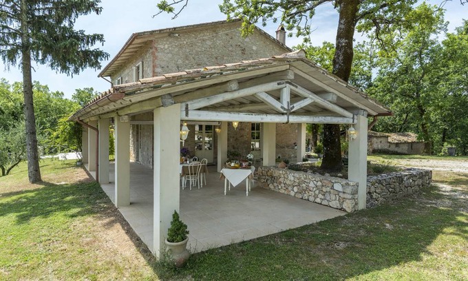 Montecastrilli Villa | 160 m² Villa ∙ 3 bedrooms ∙ 6 guests