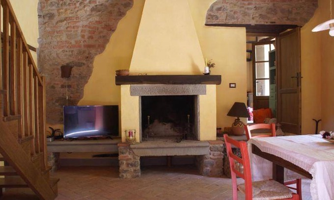 Mologno Ski Chalet | 170 m² Chalet ∙ 4 bedrooms ∙ 10 guests