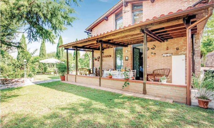 Sovicille House | 170 m² House ∙ 3 bedrooms ∙ 6 guests