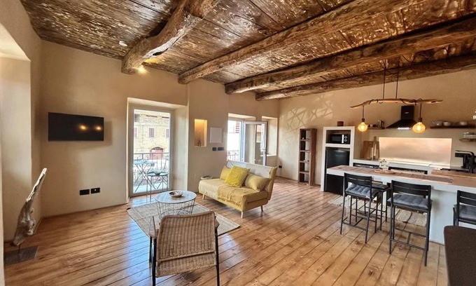 Tapigliano House | 175 m² House ∙ 3 bedrooms ∙ 12 guests